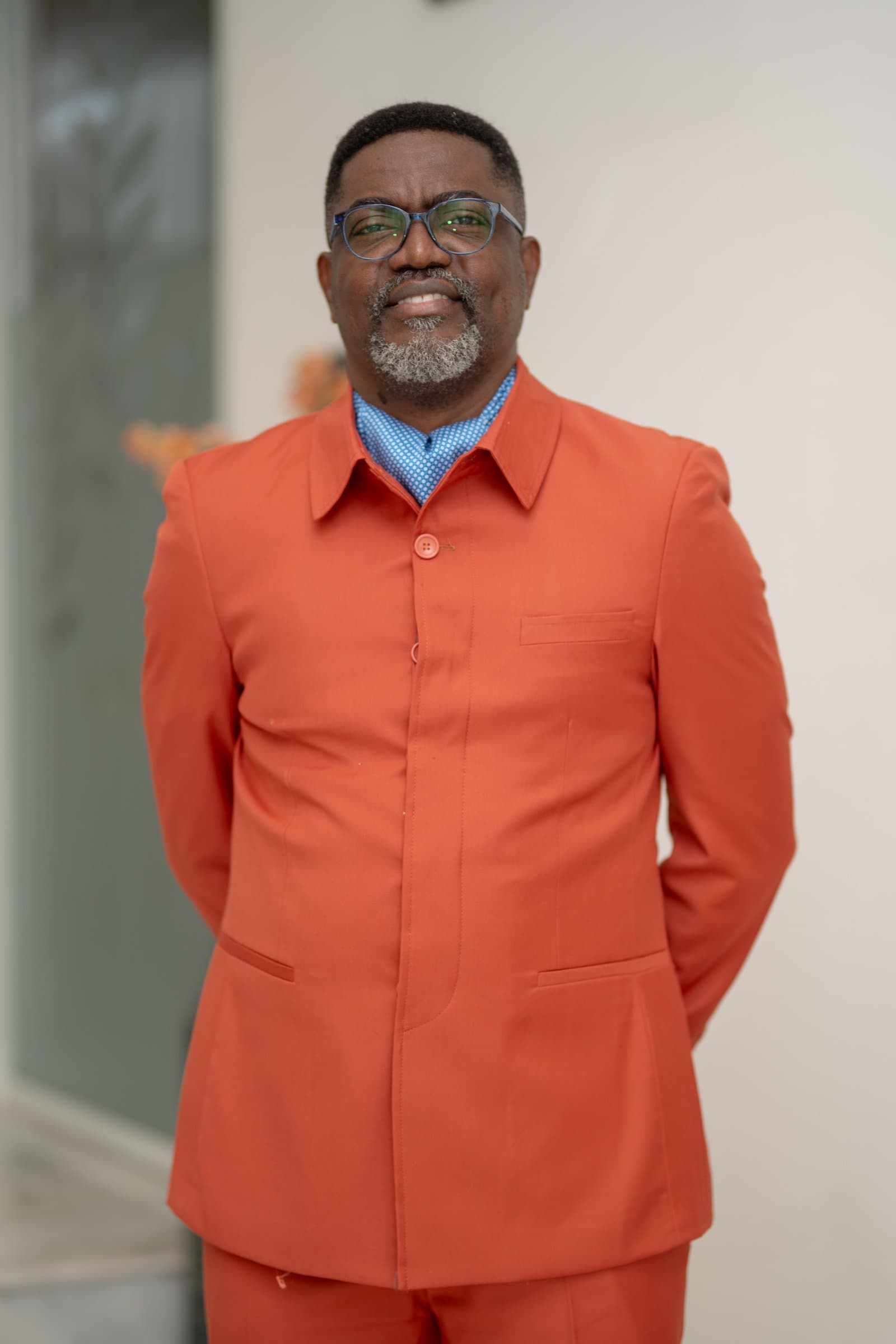 Pasteur Ken Luamba