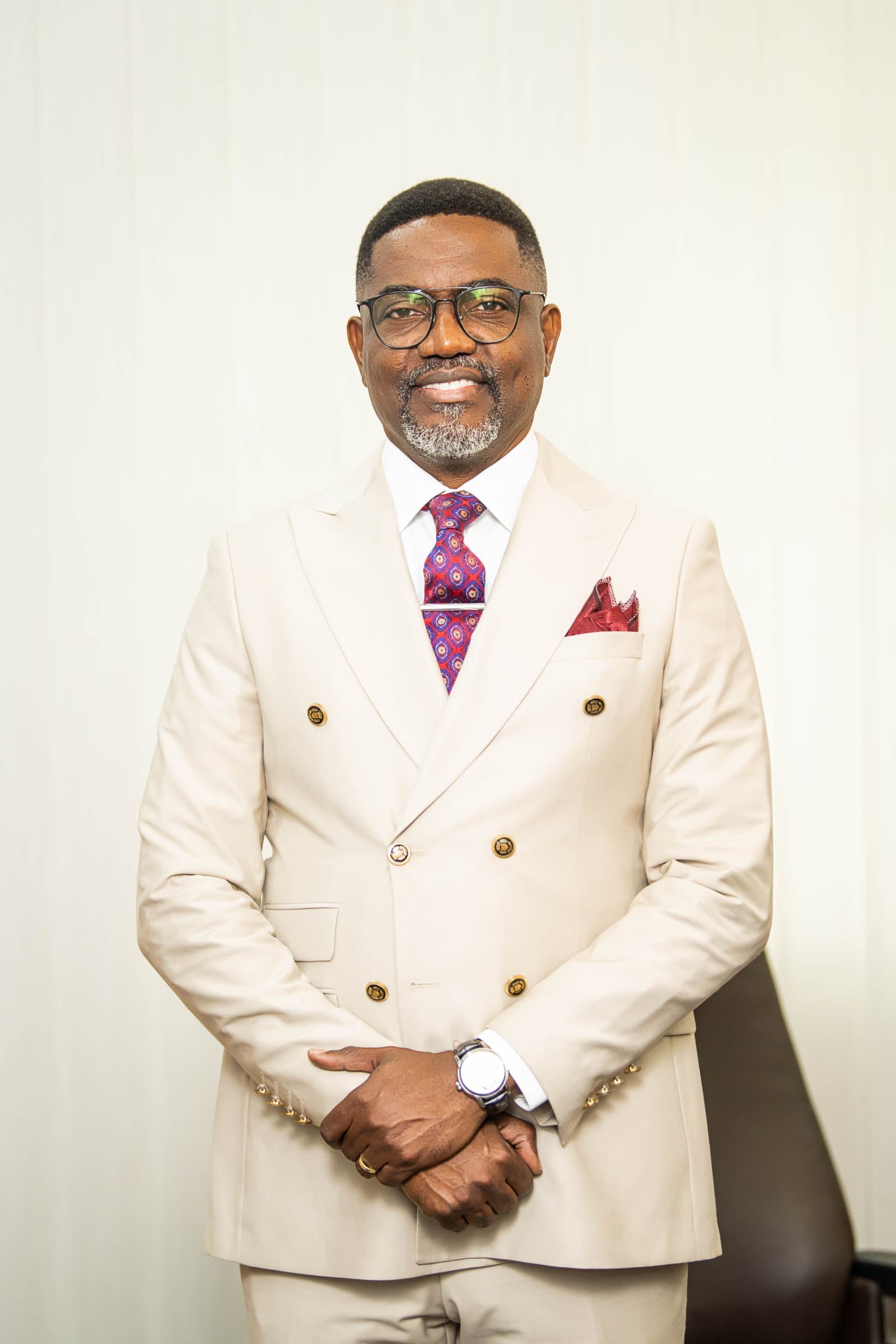 Pasteur Ken Luamba